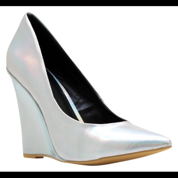 Holographic wedges - Picture 2 of 7